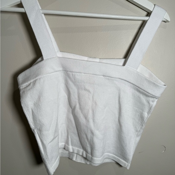 MK Crop sweater Tank Top - Picture 3 of 4